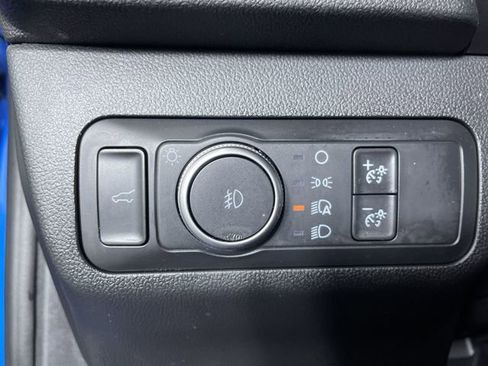 Used 2020 Ford Escape SEL image 26