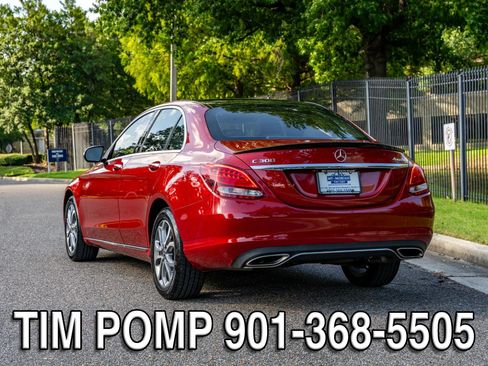 Used 2017 Mercedes-Benz C 300 4MATIC Sedan image 7