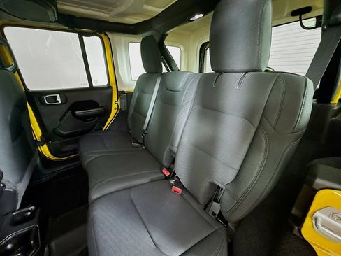Used 2020 Jeep Wrangler Unlimited Sport S AWD/4WD image 24