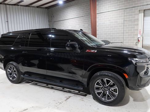 Used 2021 Chevrolet Suburban Z71 AWD/4WD image 7