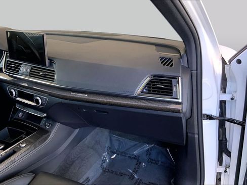Used 2023 Audi SQ5 Premium Plus w/ Premium Plus Package AWD/4WD image 19