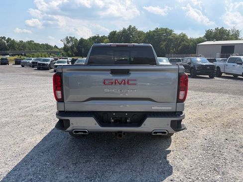 Used 2024 GMC Sierra 1500 Elevation w/ Elevation Premium Package AWD/4WD image 9