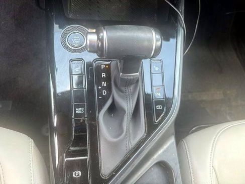 Used 2023 Kia Niro EX FWD image 10
