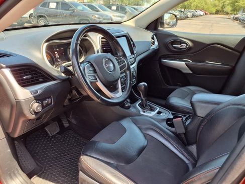 Used 2017 Jeep Cherokee Trailhawk w/ Trailer Tow Group image 18