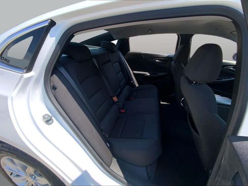 Used 2024 Chevrolet Malibu LT FWD image 19