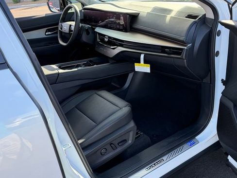 New 2026 Nissan Murano Platinum w/ Cargo Package AWD/4WD image 28