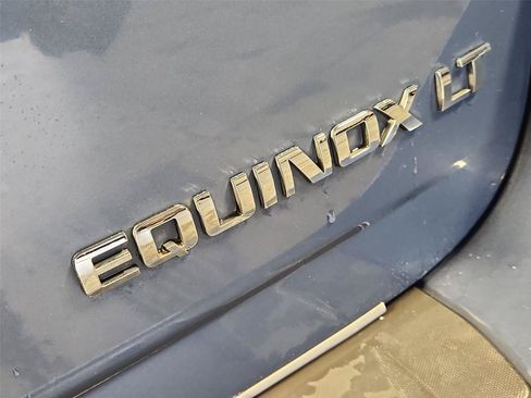 Used 2011 Chevrolet Equinox LT w/ Chrome Appearance Package FWD image 28