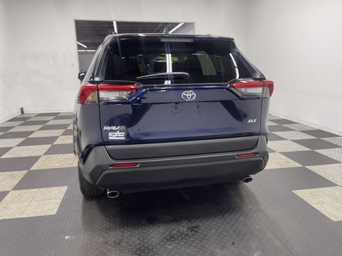 Used 2024 Toyota RAV4 XLE image 3
