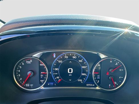 Used 2023 Chevrolet Traverse Premier w/ Redline Edition image 15