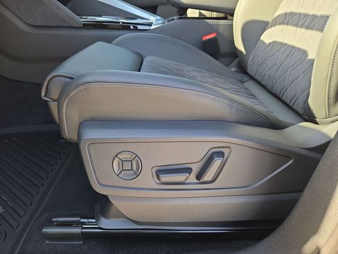 New 2026 Audi SQ5 Premium Plus AWD/4WD image 17