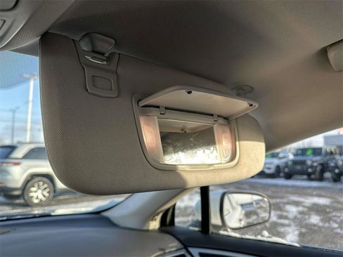 Used 2014 Ford Fusion S image 28