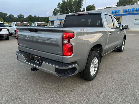 Used 2024 Chevrolet Silverado 1500 LT AWD/4WD image 8