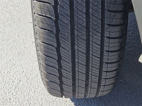 Certified 2022 Lincoln Corsair FWD w/ Premium Package image 11