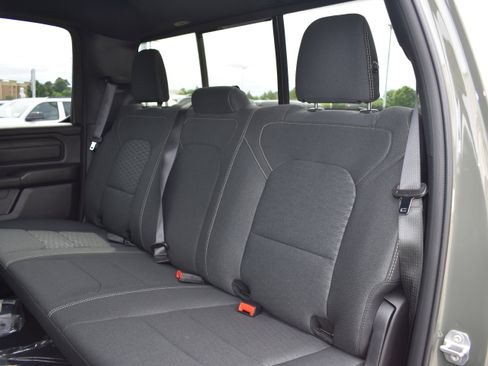 New 2026 RAM 1500 Express AWD/4WD image 26