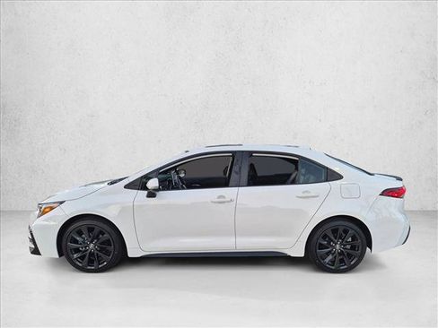 Used 2024 Toyota Corolla XSE FWD image 8