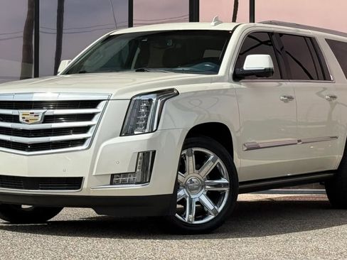 Used 2015 Cadillac Escalade ESV Premium AWD/4WD image 3