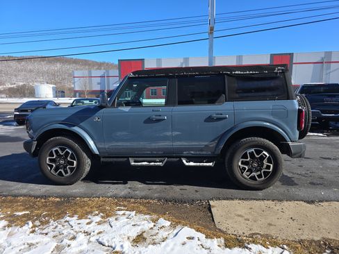 Used 2023 Ford Bronco Outer Banks image 7