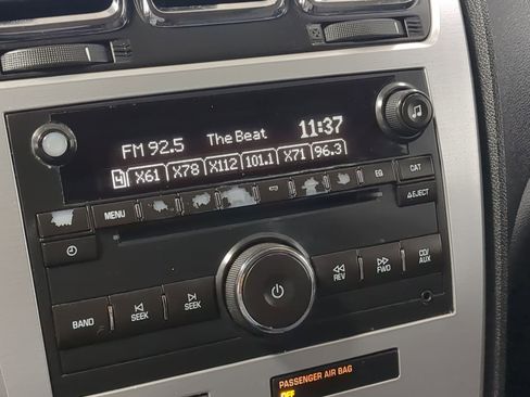 Used 2012 GMC Acadia SLE image 13