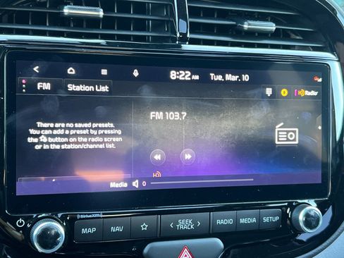 New 2025 Kia Soul EX FWD image 18