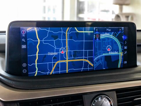 Used 2022 Lexus RX 350L FWD w/ Premium Package image 21