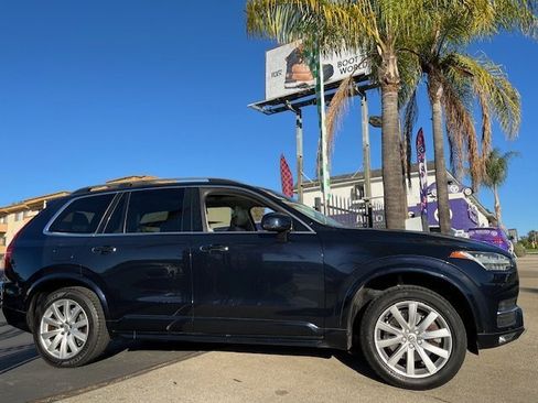 Used 2016 Volvo XC90 T6 Momentum w/ Momentum Plus Package image 2