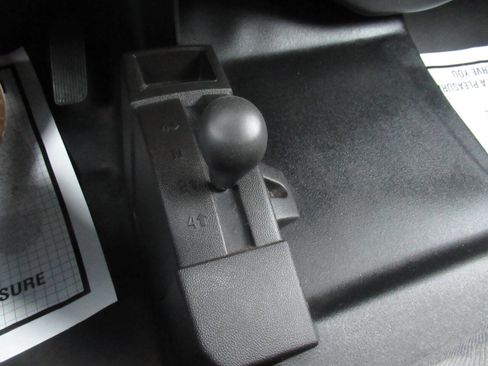 Used 2019 Chevrolet Silverado 2500 W/T image 22