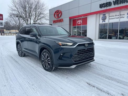 Certified 2024 Toyota Grand Highlander AWD Hybrid image 7