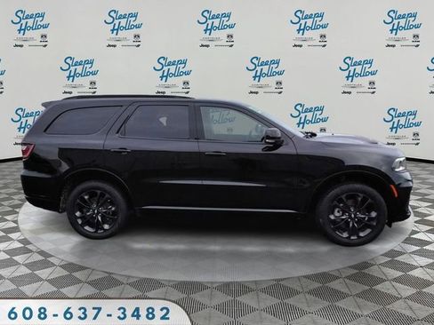 Used 2025 Dodge Durango GT image 4