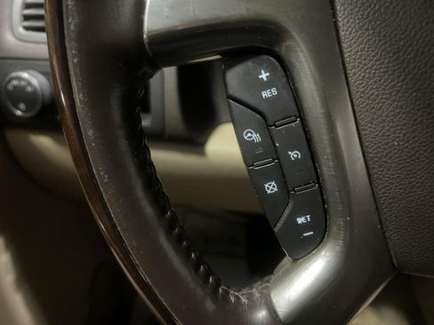 Used 2007 GMC Yukon XL Denali AWD/4WD image 9