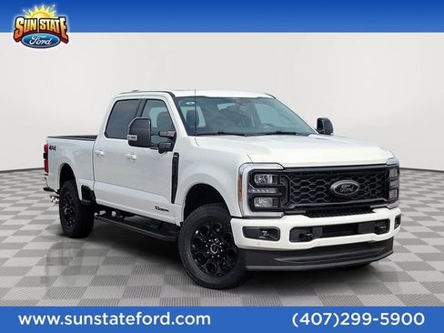 New 2026 Ford F250 Lariat w/ Black Appearance Package AWD/4WD image 1
