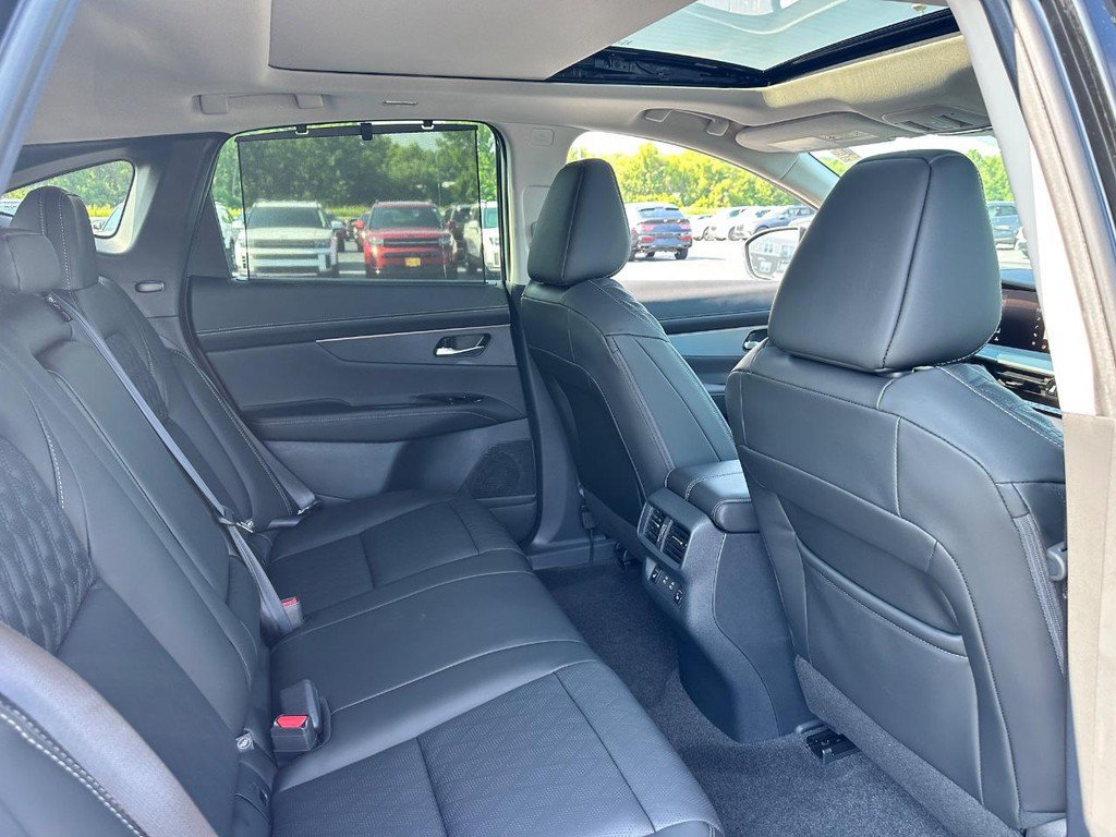 Used 2026 Nissan Murano Platinum w/ Cargo Package AWD/4WD image 4