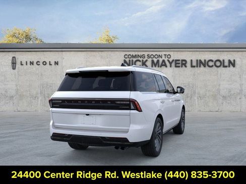 New 2026 Lincoln Navigator Reserve AWD/4WD image 8