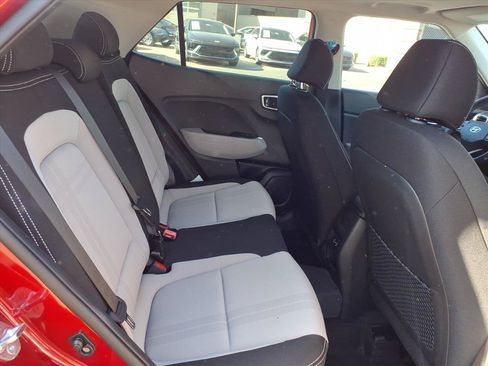 Certified 2026 Hyundai Venue SEL FWD image 9