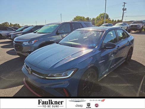 Used 2026 Volkswagen Jetta GLI Autobahn FWD image 1