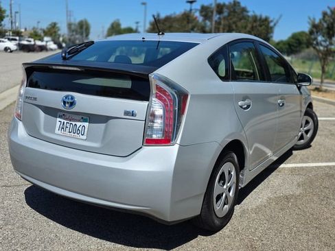 Used 2013 Toyota Prius Two FWD image 10
