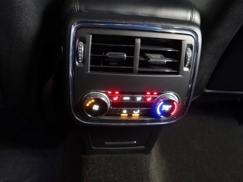 Used 2020 Lincoln Continental Reserve image 37