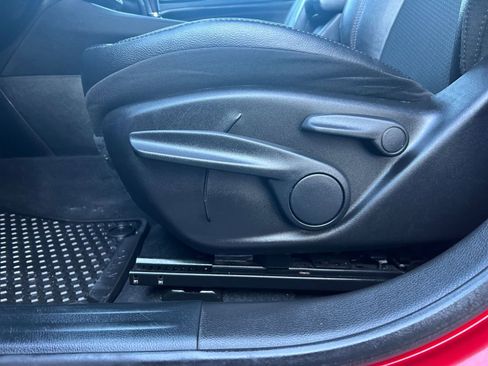 Used 2025 Jeep Compass Trailhawk image 22