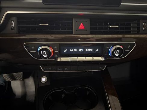 Used 2019 Audi A4 2.0T Premium w/ Convenience Package image 24