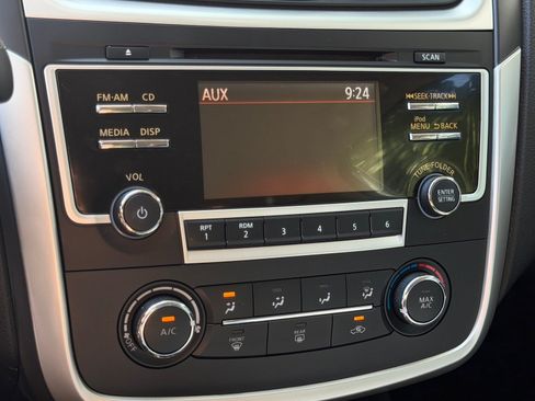Used 2017 Nissan Altima 2.5 S w/ Power Driver Seat Package FWD image 28