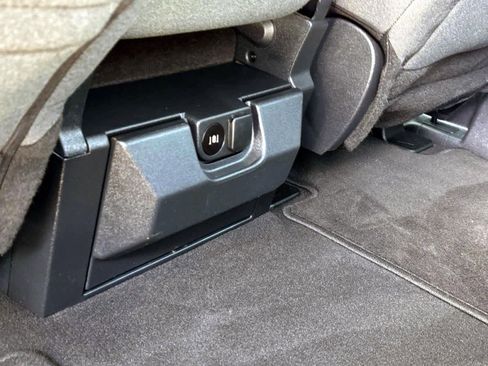 Used 2024 Ford F250 XLT image 15