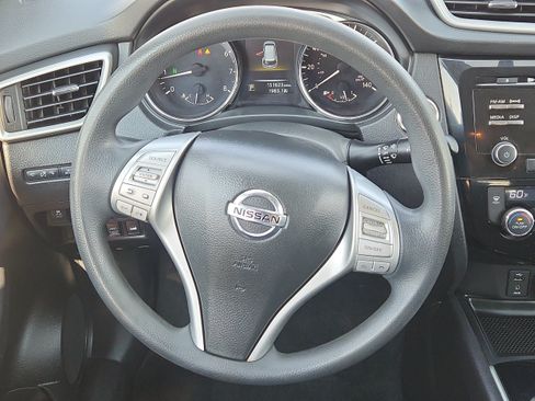 Used 2014 Nissan Rogue SV AWD/4WD image 18
