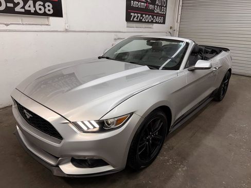 Used 2016 Ford Mustang Premium RWD image 8