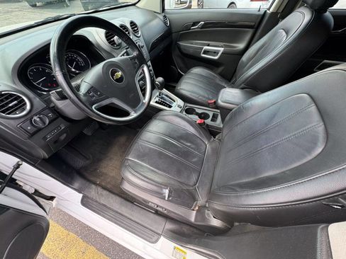 Used 2014 Chevrolet Captiva Sport LT w/ Convenience Package image 13