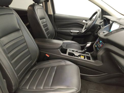 Used 2019 Ford Escape SEL AWD/4WD image 21