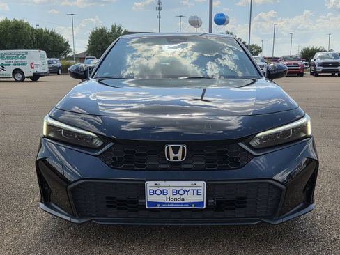 Used 2025 Honda Civic Sport image 2