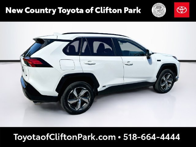 Used 2023 Toyota RAV4 SE w/ Weather & Moonroof Package AWD/4WD image 7