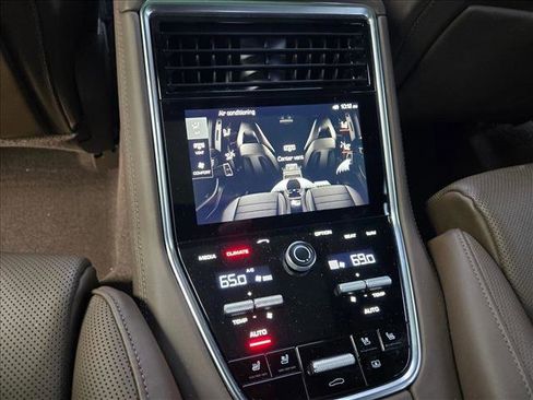 Used 2017 Porsche Panamera Turbo image 16