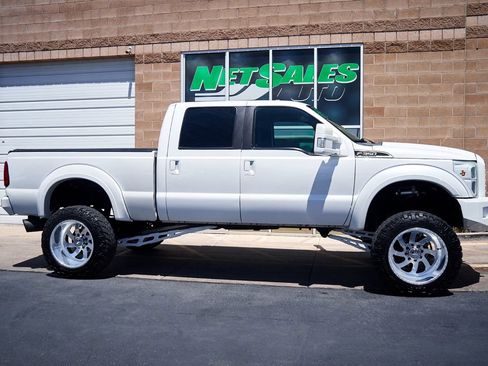 Used 2011 Ford F350 Lariat w/ Lariat Ultimate Pkg AWD/4WD image 6