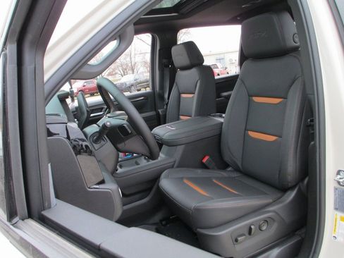 New 2026 GMC Sierra 2500 AT4 w/ AT4 Premium Plus Package image 12