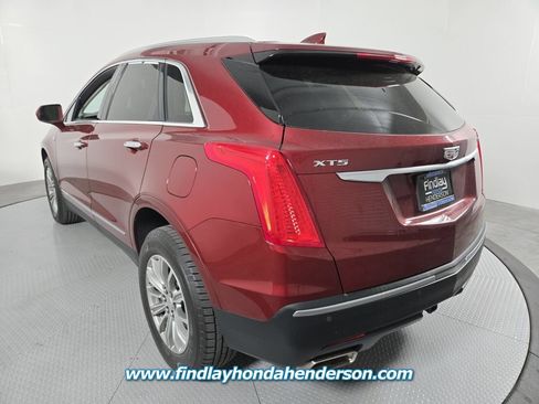 Used 2018 Cadillac XT5 Luxury w/ Driver Awareness Package FWD image 4